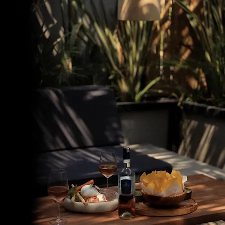 @before Sunset ホテル *