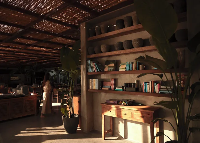 Hotel @before Sunset *