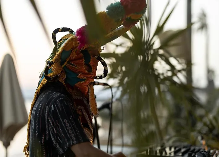 @before Sunset מלון *