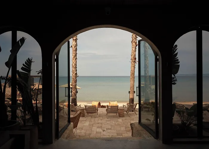 @before Sunset מלון